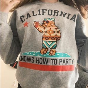 sweatshirt: ‘california knows how to party’